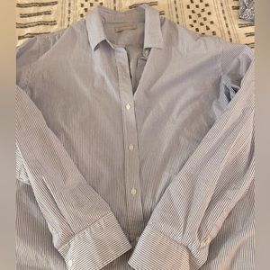 Everlane blue-white button down
